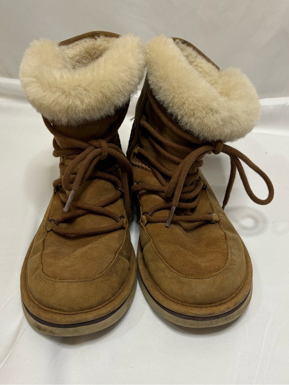 UGG Women’s 8 Lodge Chestnut Lace Up Suede Boots Cozy Winter Cabincore - Picture 3 of 12